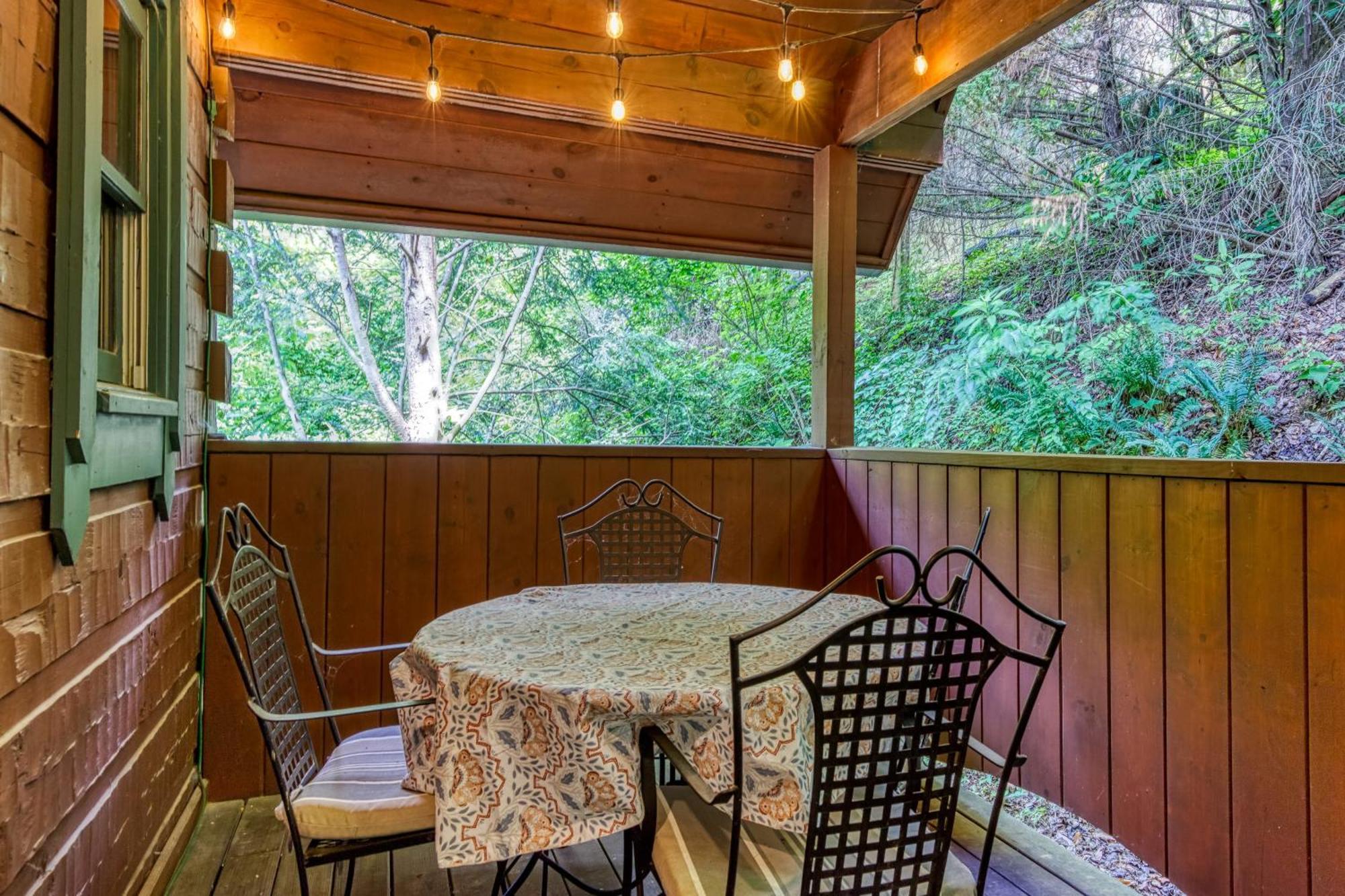 Bridgewood Cabin, Hot Tub, 1089 Of Free Attraction Tickets For Each Paid Day, Dollywood And More! Pigeon Forge Exterior photo